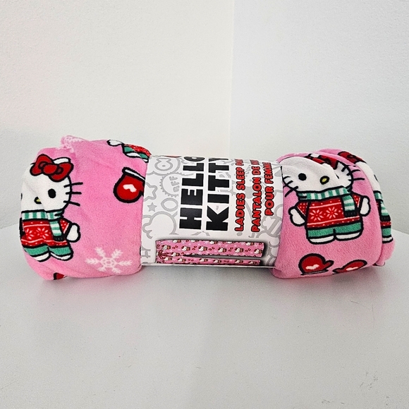 Hello Kitty Christmas Pajama Pants - Picture 1 of 3